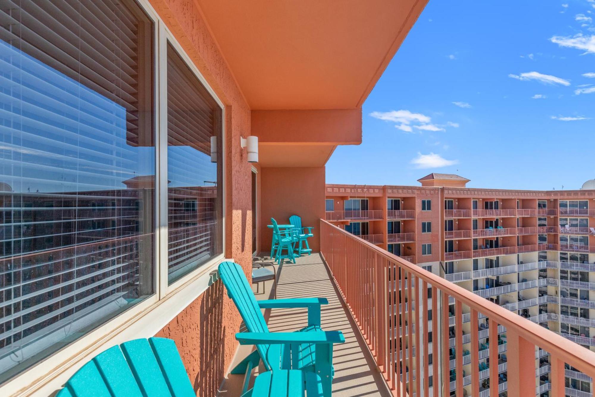 Penthouse With Beautiful Beach Views! 1 Bedroom, 2 Bathroom Penthouse! Panama Stadt Exterior foto